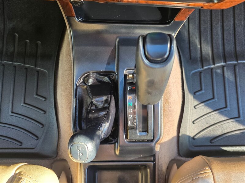 Used 1998 Toyota 4Runner Limited AWD/4WD image 39