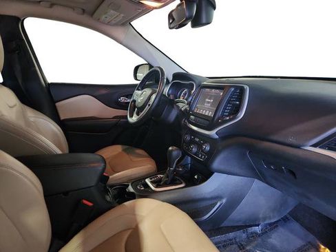 Used 2016 Jeep Cherokee Limited w/ Luxury Group image 20