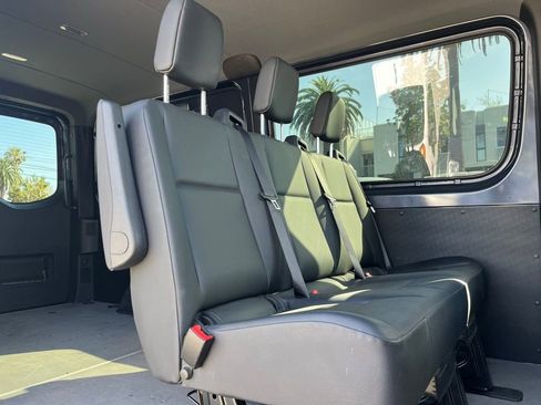 Used 2024 Mercedes-Benz Sprinter 2500 image 6