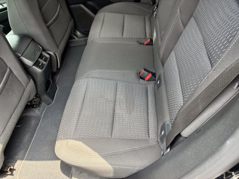 Used 2025 Chevrolet Equinox LT FWD image 15