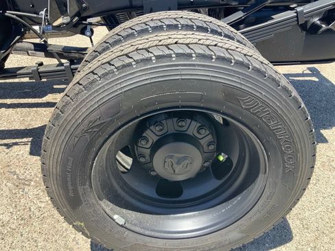 New 2026 RAM 5500 Tradesman AWD/4WD image 9