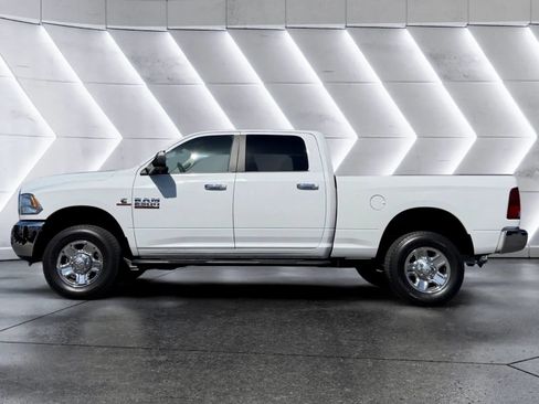 Used 2017 RAM 2500 SLT AWD/4WD image 2