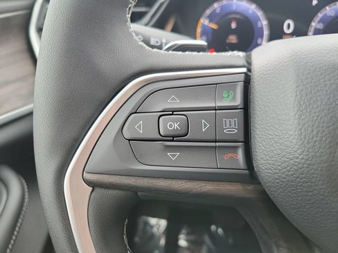 New 2026 Jeep Grand Cherokee Altitude AWD/4WD image 28