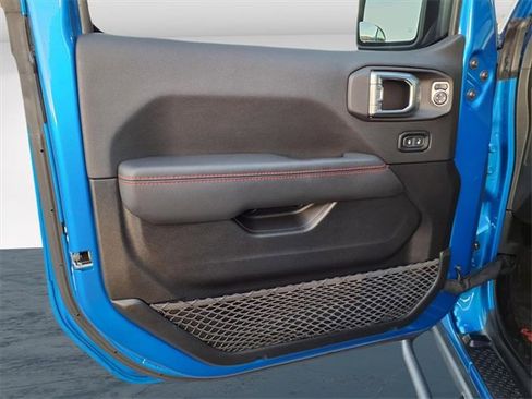 Used 2021 Jeep Wrangler Rubicon image 25