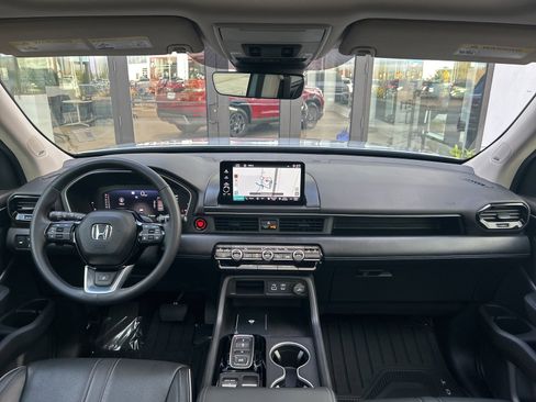 Used 2023 Honda Pilot Elite image 18