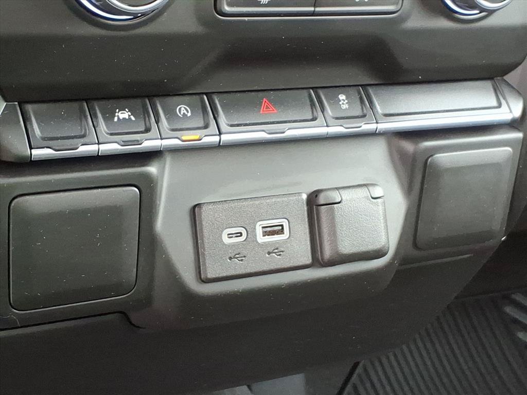 Used 2026 Chevrolet Silverado 1500 W/T AWD/4WD image 29