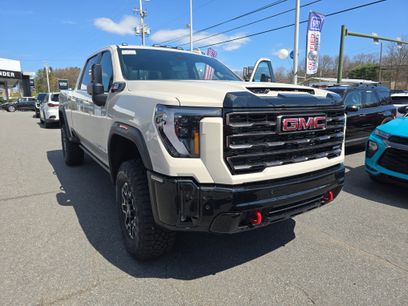 New 2026 GMC Sierra 2500 AT4X w/ LPO, Black Badging Package