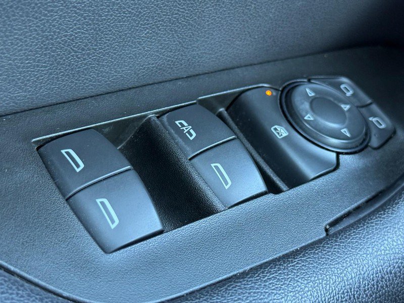 Used 2022 Chevrolet Blazer LT AWD/4WD image 22