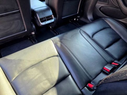 Used 2018 Tesla Model 3 Long Range AWD/4WD image 31