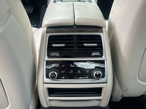 Used 2016 BMW 750i xDrive AWD/4WD image 20
