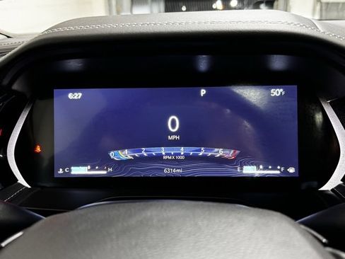 Used 2022 Jeep Grand Cherokee Limited w/ Trailer Tow Prep Group (B) image 11