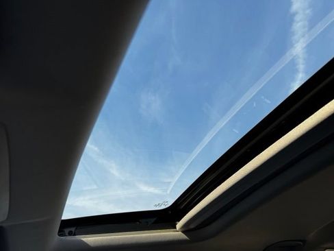 Used 2020 Honda CR-V Touring image 27