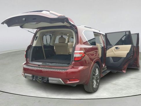 Used 2022 Nissan Armada Platinum w/ Captain's Chairs Package RWD image 13