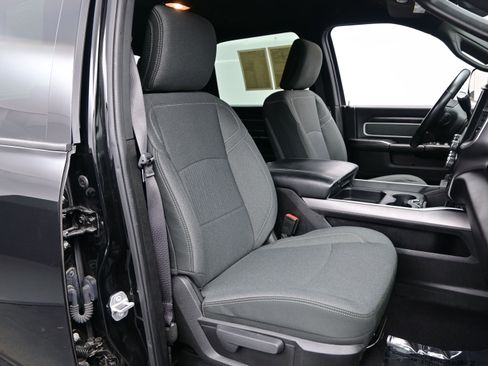 Used 2021 RAM 2500 Big Horn w/ Night Edition image 14