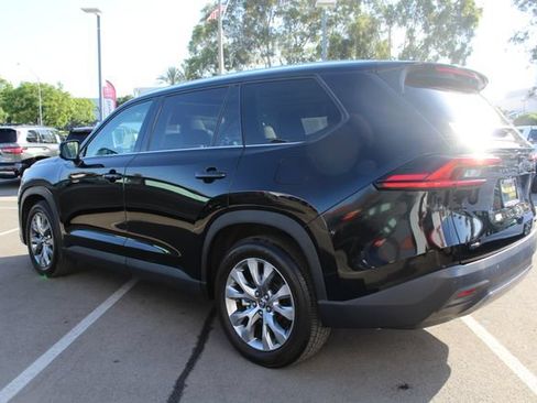 Certified 2025 Toyota Grand Highlander AWD image 15