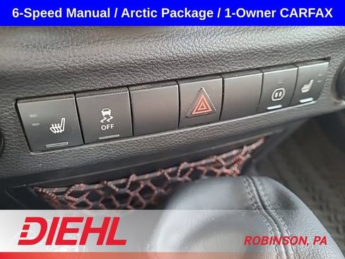 Used 2012 Jeep Wrangler Sahara AWD/4WD image 13