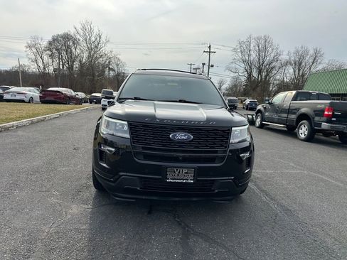 Used 2019 Ford Explorer Sport w/ Equipment Group 401A image 2