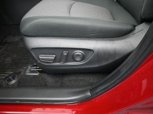 Used 2024 Toyota RAV4 XLE w/ Convenience Package AWD/4WD image 22