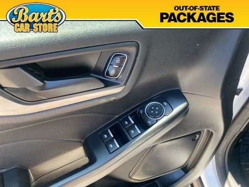 Used 2022 Ford Escape SE AWD/4WD image 24
