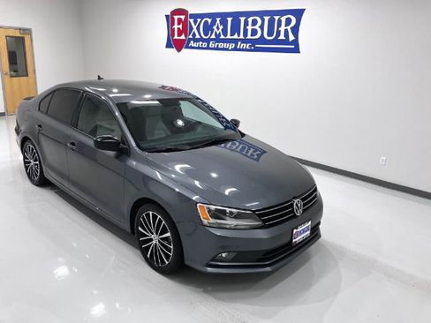 Used 2016 Volkswagen Jetta Sport image 21