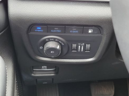 Used 2022 Jeep Grand Cherokee Limited 4xe AWD/4WD image 11
