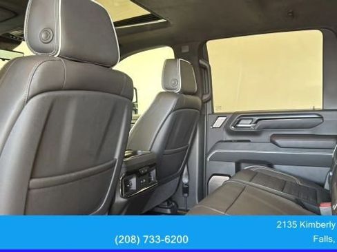 Used 2025 GMC Sierra 2500 AT4X AWD/4WD image 44