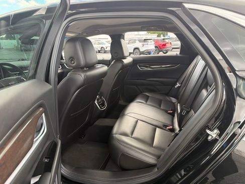 Used 2017 Cadillac XTS Luxury FWD image 10