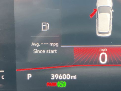 Used 2022 Volkswagen Tiguan SE R-Line image 31