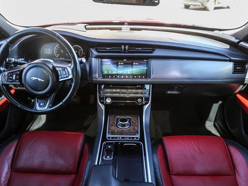 Used 2017 Jaguar XF R-Sport image 16