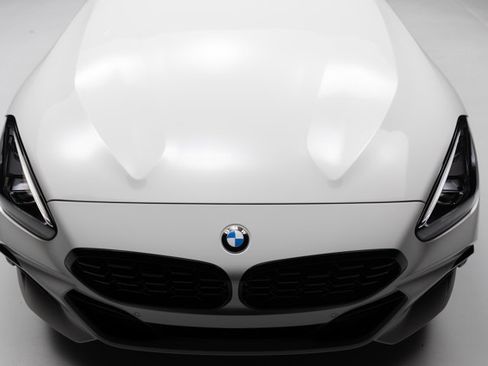 Used 2025 BMW Z4 M40i w/ Edition image 45