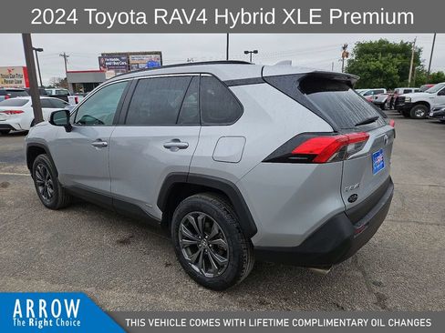 Used 2024 Toyota RAV4 XLE Premium w/ Weather Package AWD/4WD image 8