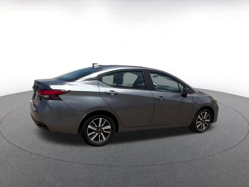 Used 2025 Nissan Versa SV FWD image 14
