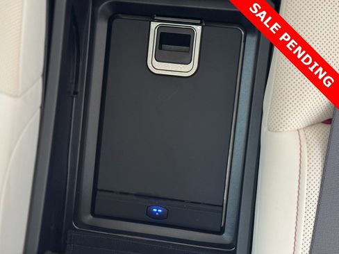 Used 2023 Rolls-Royce Phantom Sedan image 34