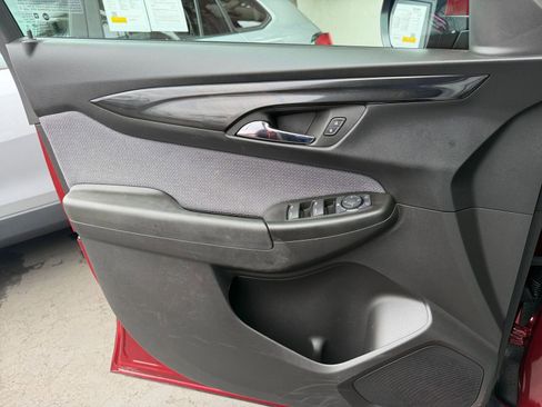 Used 2025 Chevrolet TrailBlazer LT image 20