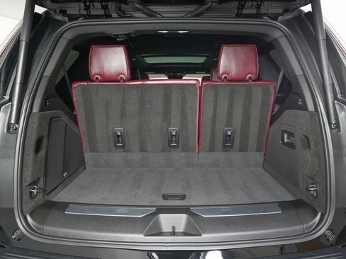 Used 2025 Cadillac Escalade Premium Luxury w/ Touring Package image 11