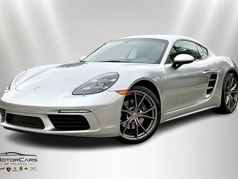Used 2024 Porsche 718 Cayman image 1