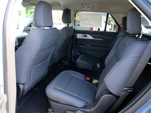 New 2026 Ford Explorer Active image 16