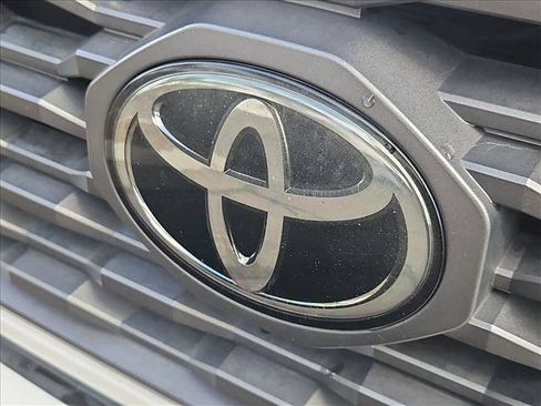 Certified 2022 Toyota Tacoma TRD Sport RWD image 30