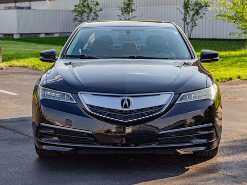 Used 2015 Acura TLX FWD image 2