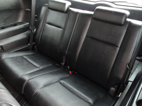 Used 2011 MAZDA CX-9 Grand Touring w/ Moonroof & Bose Audio Pkg image 11