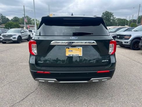 Certified 2024 Ford Explorer XLT w/ Equipment Group 202A AWD/4WD image 4
