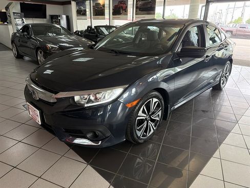 Used 2018 Honda Civic EX-T image 1