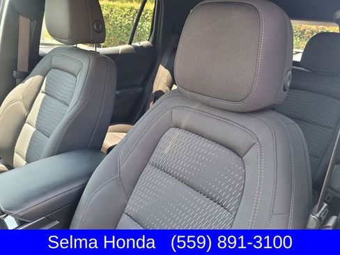 Used 2025 Chevrolet Equinox LT AWD/4WD image 12