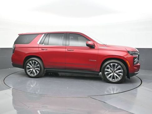 New 2026 Chevrolet Tahoe High Country AWD/4WD image 13