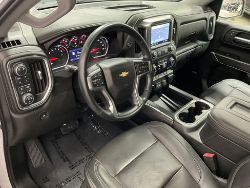 Used 2019 Chevrolet Silverado 1500 LTZ w/ LTZ Premium Package AWD/4WD image 14