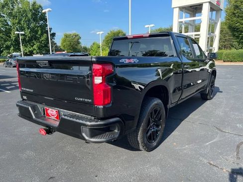 Used 2024 Chevrolet Silverado 1500 Custom AWD/4WD image 7