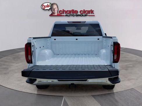 Used 2026 GMC Sierra 1500 SLT AWD/4WD image 5