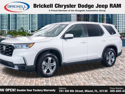 Used 2025 Honda Pilot EX-L image 3