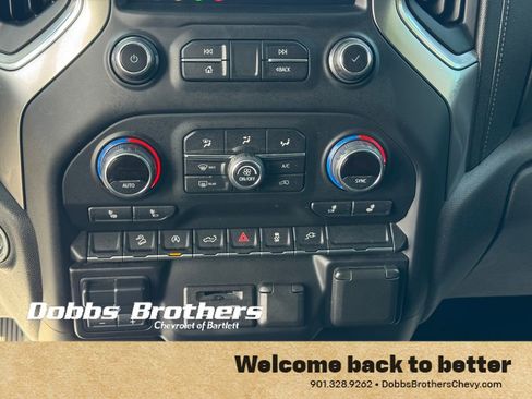 Certified 2020 Chevrolet Silverado 1500 LT w/ Texas Edition AWD/4WD image 24