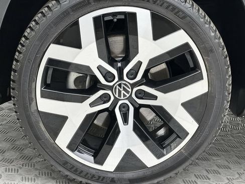 Used 2022 Volkswagen Taos SEL AWD/4WD image 10
